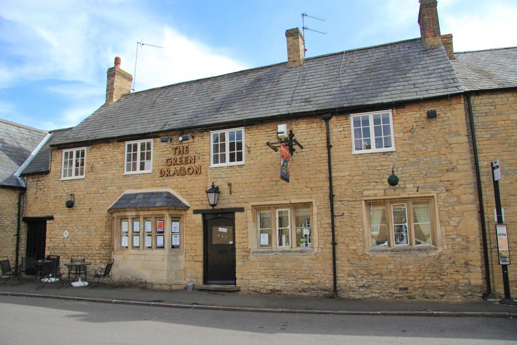 Green Dragon Hotel Brigstock Exterior photo